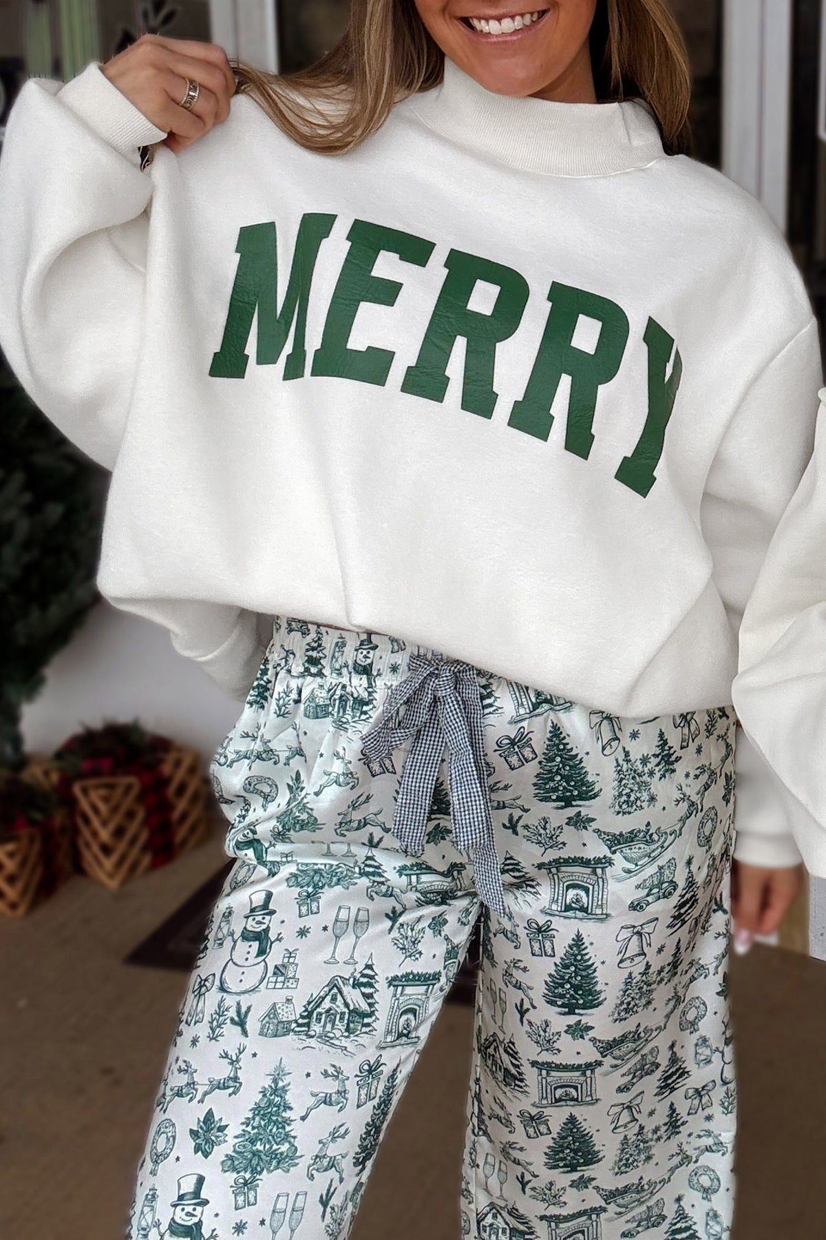 White MERRY/CHRISTMAS Reversible Print Mock Neck Baggy Pullover Sweatshirt PREORDER ETA 3 WEEKS