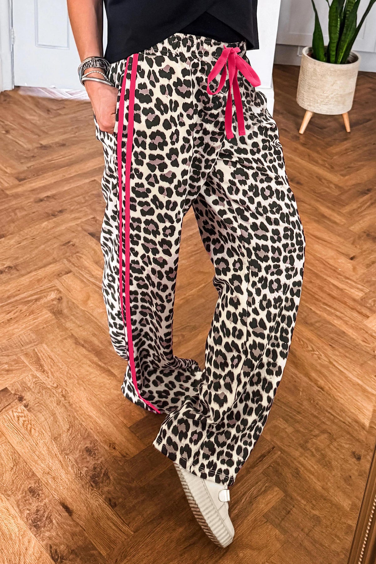Rose Contrast Detail Tie Waist Leopard Print Casual Pants PREORDER ETA 3 WEEKS