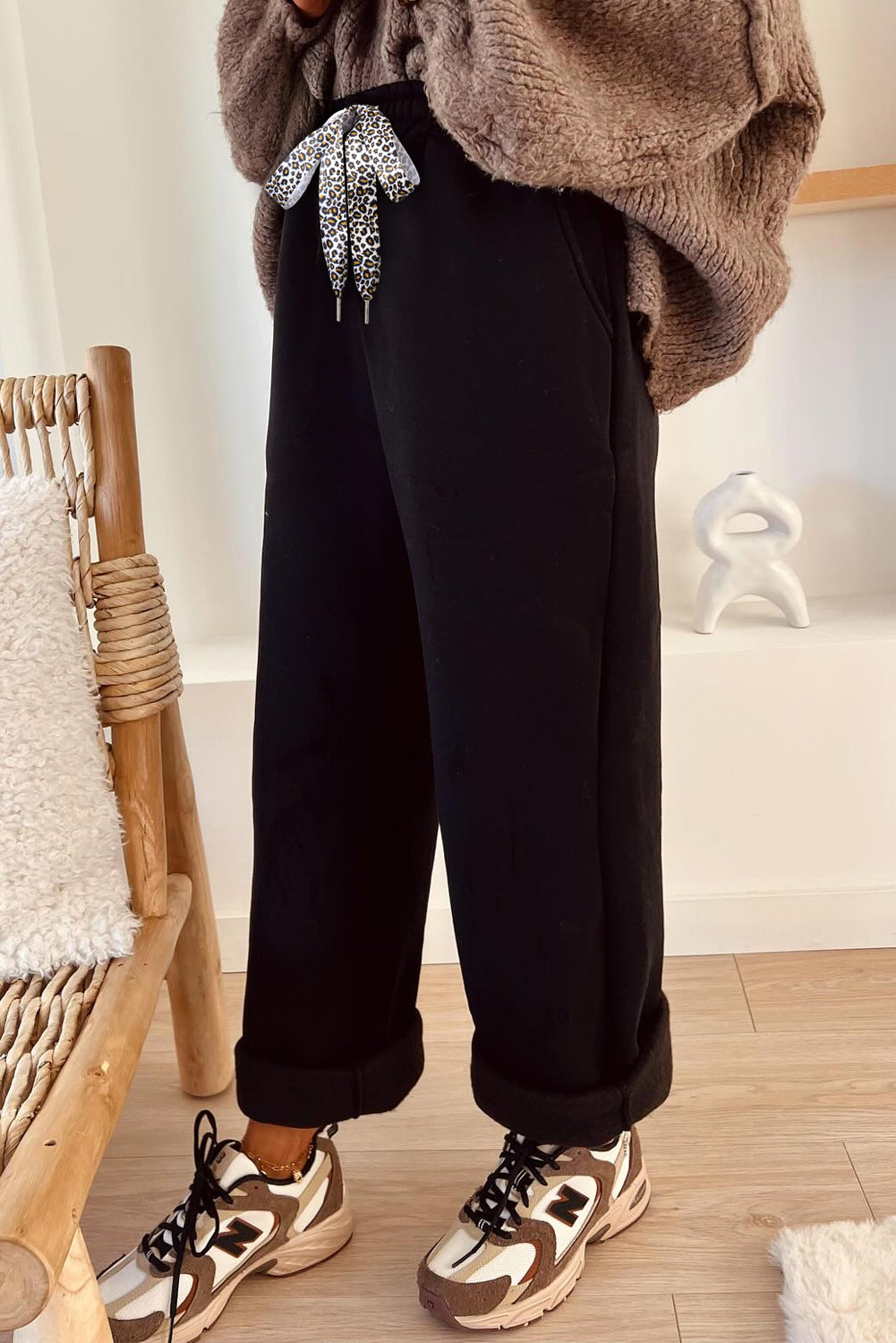 Black Fleece Lined Leopard Drawstring Elastic Waist Solid Pants