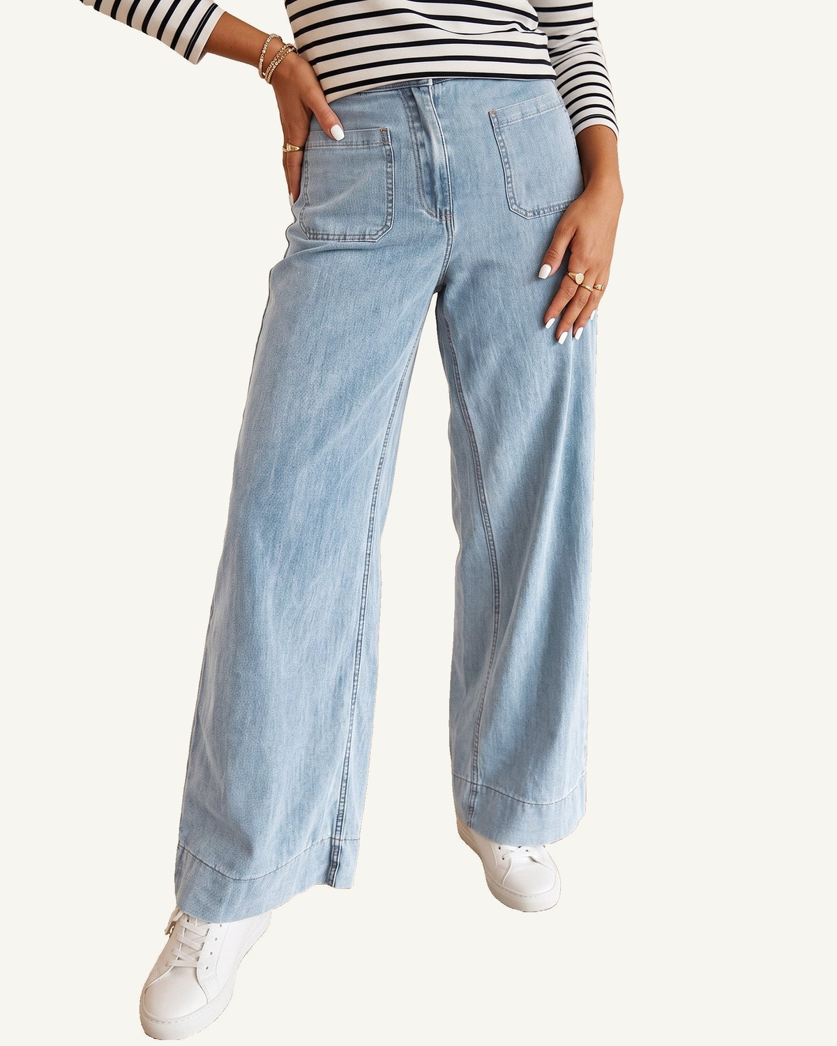 Beau Blue Solid Full-Length Regular Pocket Detail Wholesale Denim Jeans — ivory studio background